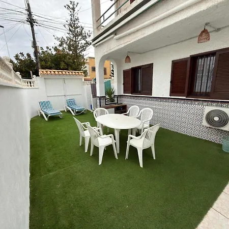 Flamingo Apartment *